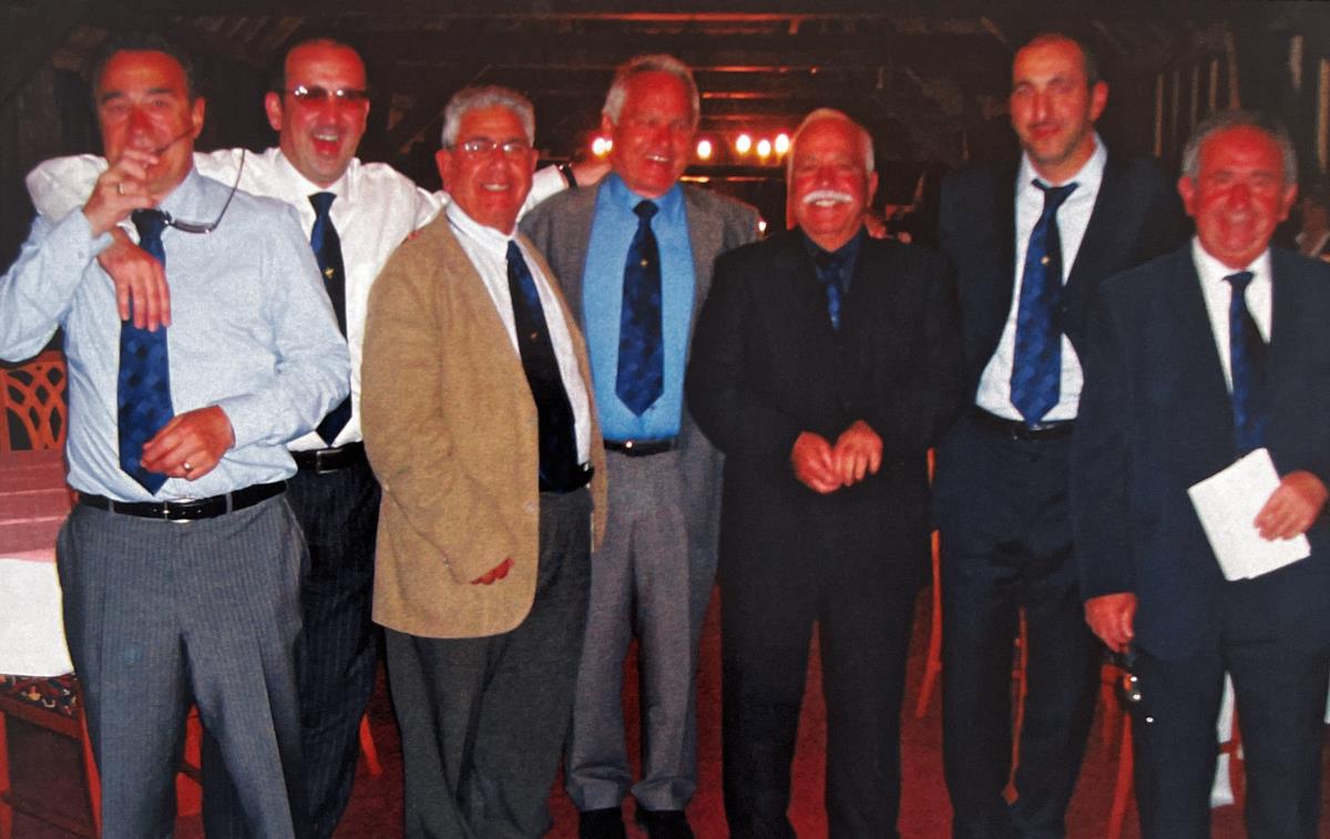 2009 The Magnificent seven members that played on the first ever event